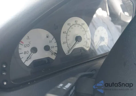 2000 Mercedes-Benz C 280 z USA, uszkodzony, nr VIN WDBHA29GXYA856339